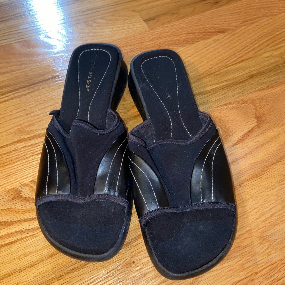 Womens sandals